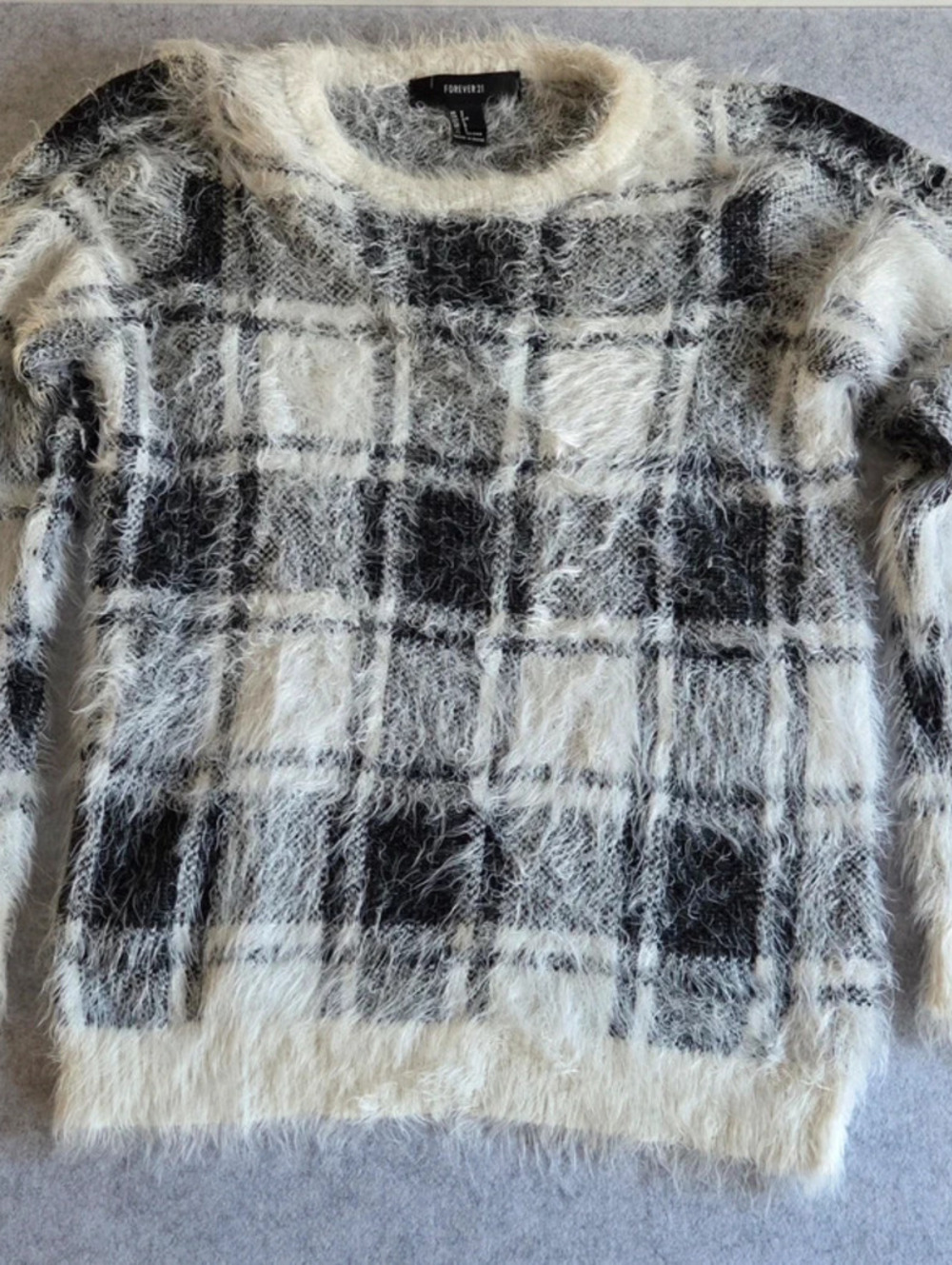 Forever 21 Women's Black and White Plaid Fuzzy Knit Sweater - S